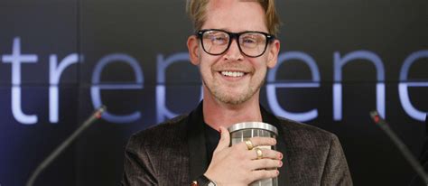 In 2014, his reps twice shot down rumors of his death which had fans. Macaulay Culkin (Kevin sam w domu) skończył 40 lat - Antyradio