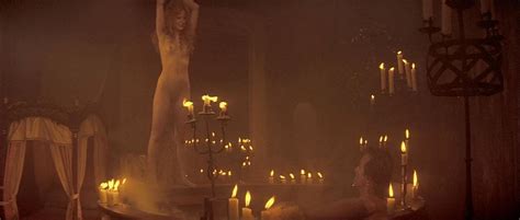 Nude Video Celebs Jennifer Jason Leigh Nude Flesh Blood