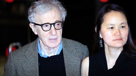 Woody Allens Daughter With Soon Yi Defends Him Against Sex Abuse