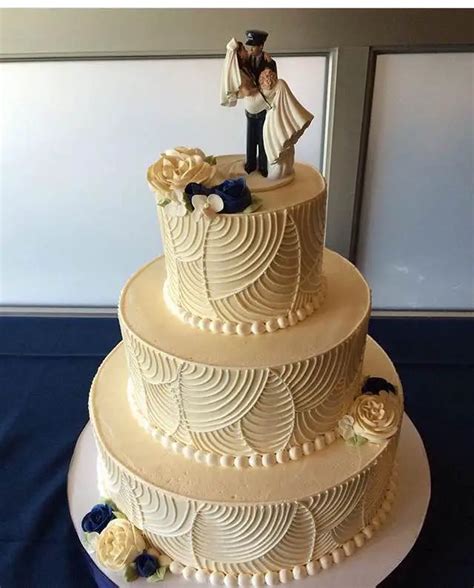 5 Buttercream Wedding Cake Tutorials Cake Decorating Tutorials