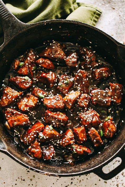 tender delicious and juicy bites of sirloin steak cooked in a flavorful honey garlic sauce a