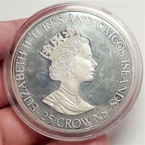 1995 TURKS CAICOS Huge 6 3cm Proof Silver 25 Crowns Coin Woodstar