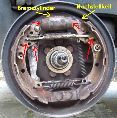 Ich habe die bremse daraufhin auseinander gebaut und alles gereinigt und das witzige ist auch das auf arbeit die neuen vw t5 3 stück genau das gleiche problem haben. Golf III Trommelbremse wechseln - Sonstige VW Modelle ...