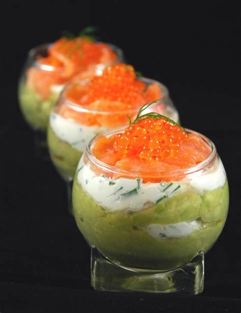 Verrine avocat-truite fumée Appetizer Menu Seafood Appetizers