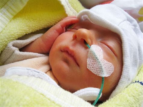 More Extreme Preemies Are Surviving Healthywomen