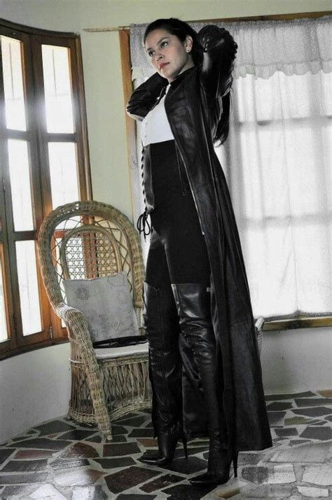 Pin By Allan On Long Leather Coat Long Leather Coat Leather Outfits Women Long Coat Women