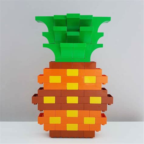 Guaraní (volk), ein indianisches volk in südamerika guaraní (sprache), eine in paraguay und bolivien gesprochene indigene sprache paraguayischer guaraní. LEGO® Duplo Ananas selber bauen - BRICKaddict Bauideen