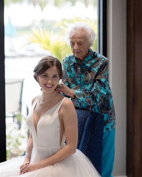 Bride To Be Brings Wedding Photo Shoot To Ill Grandmother Who Couldnt
