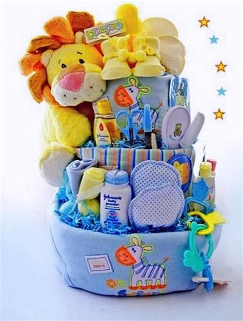 Start by simply rolling the onesies and placing them on one side, i still need more to cover the bottom of my basket. Everyone Can Make! 35+ DIY Baby Shower Gift Basket Ideas ...