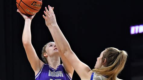 Huckabay outlasts Irion County in 1A girls state semifinal
