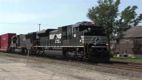 Ns Sd70ace And Ic Sd70 Flying Youtube