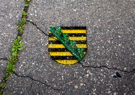 Freie kommerzielle nutzung keine namensnennung top qualität. Sachsen Wappen