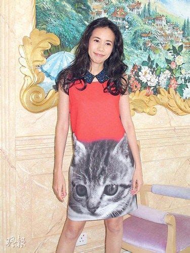 莫文蔚 karen mok, hong kong. 莫文蔚开展览回顾入行20年 欢迎旧爱捧场|莫文蔚|展览|周星驰_新浪娱乐_新浪网