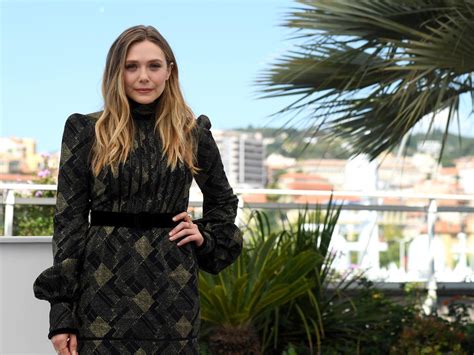 13 Beautiful Photos Of Elizabeth Olsen Muscle And Fitness