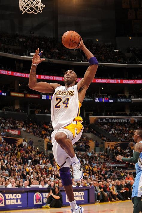 These 6 kobe bryant iphone wallpapers are free to download for your iphone 11. Kobe Bryant iPhone XR Wallpapers - Wallpaper Cave