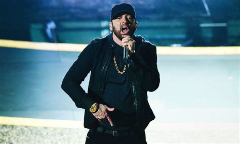 Eminem Performing At The Oscars Has Become A Meme Goldmine