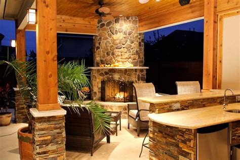 Gorgeous 25 Outdoor Fireplaces And Patios Design Ideas For Your Backyard Outdoor Living Rooms