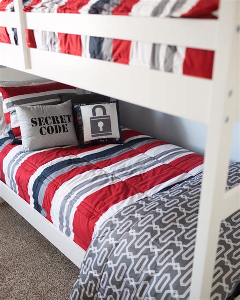 Beddys Zipper Bedding Is Perfect For Those Hard To Make Bunk Beds Zip Your Bed In Just Seconds