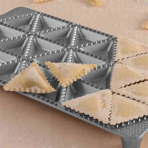 Eppicotispai Ravioli Maker Makes Twenty Four 2 Triangles