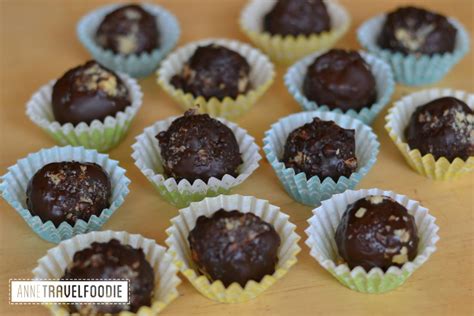Ferrero rocher was introduced in 1982. Blog Anne Travel Foodie: gezonde 'Ferrero Rocher' (recept ...