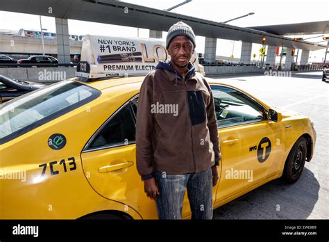 New York City New York Nyc Queens Black Man Taxi Taxifahrer John F