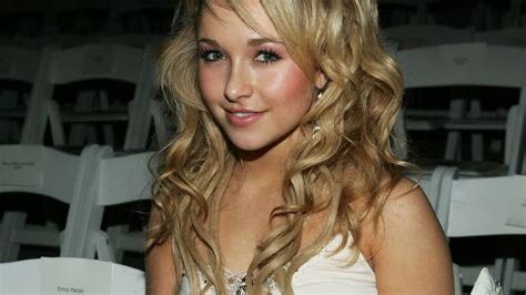 1920x1080 Resolution Hayden Panettiere In Theater Pic 1080p Laptop Full