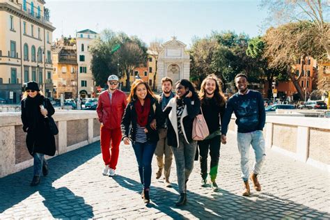 3 Italian Cultural Norms You Will Encounter In Rome