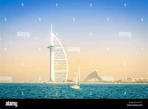 Dubai Uae Marzo 31 2017 Vista Mare Del Mondo Il Famoso Burj Al Arab