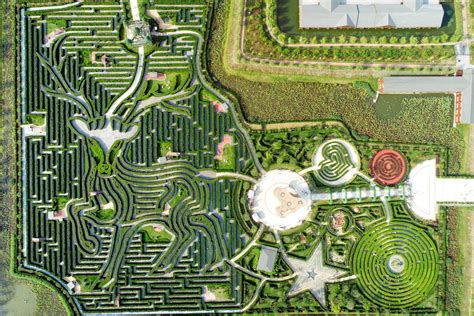 The 10 Most Amazing Mazes And Labyrinths In The World