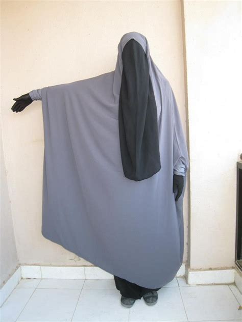Pin By Ay E Ero Lu On Niqab Burqa Veils Masks Arab Girls Hijab Islam Women Arab Girls