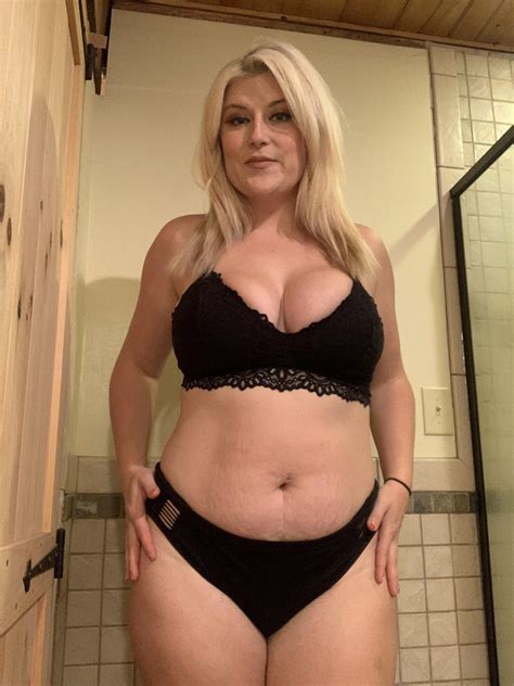 Mom In Black Lingerie Set R Womeninunderwear