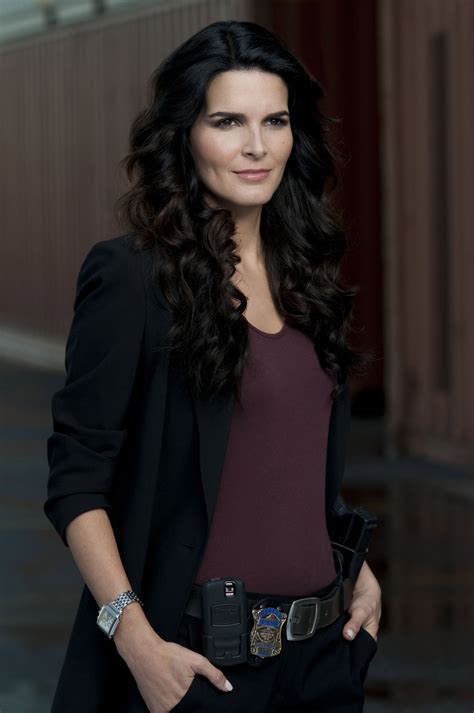 Angie In Rizzoli And Isles Angie Harmon Photo 12618059 Fanpop