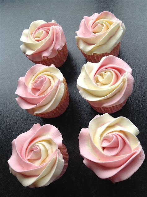 2 Coloured Rose Swirl Cupcakes Cupcake Cake Designs Cupcake