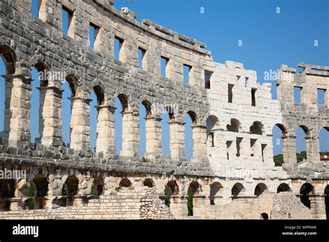 Ancient Roman Amphitheater In The Croatian City Pula Stock Photo Alamy