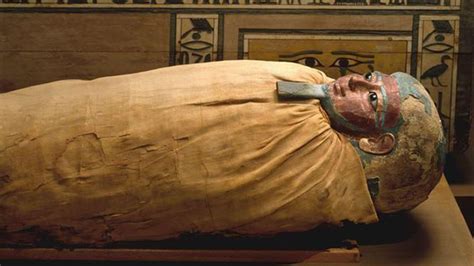 Lần Đầu Mổ Xẻ Xác Ướp Tuyệt Đẹp Của Pharaoh Ai Cập Amenhotep I