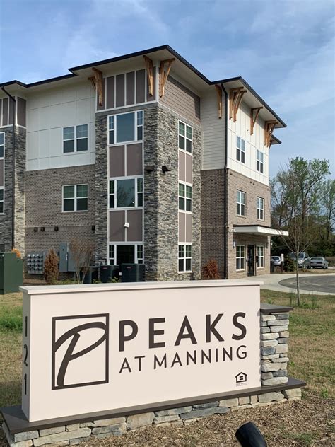 Gateway Management Company Peaks At Manning