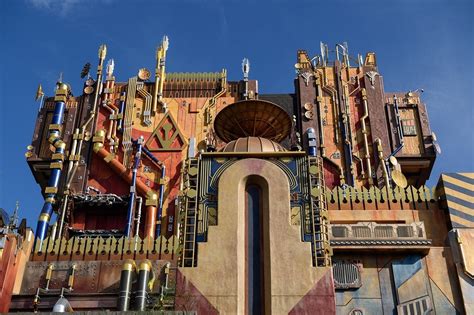 8 Things To Know About The Guardians Of The Galaxy Disneyland Ride Ign