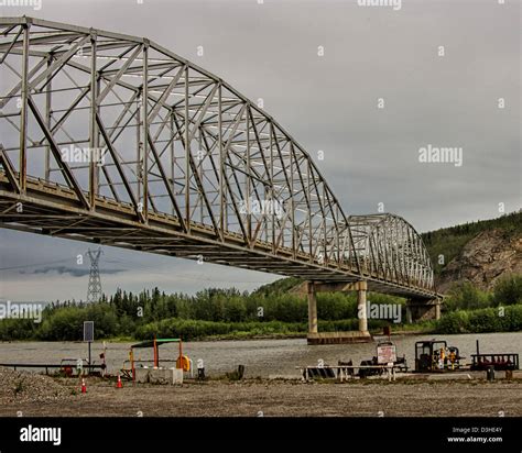 Nenana Railroad Bridge Hi Res Stock Photography And Images Alamy