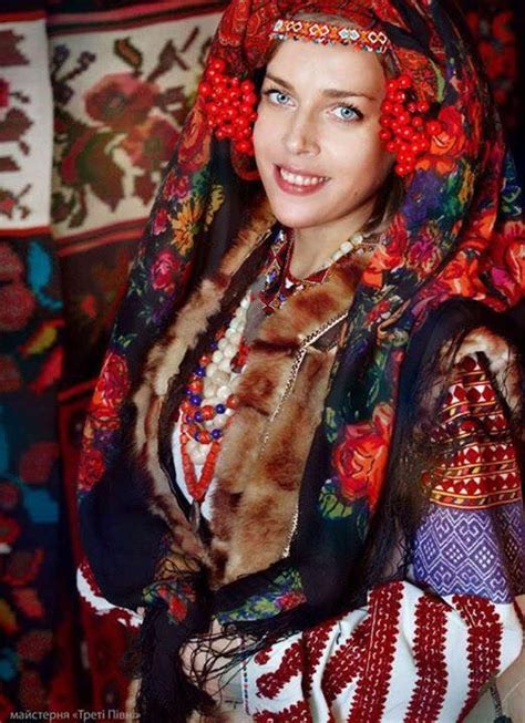 українська мода folk fashion womens fashion mode russe middle east culture ukraine women