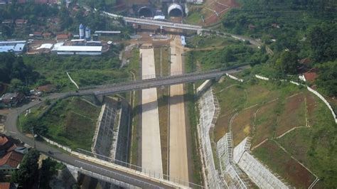 Luhut Minta Pembangunan Tol Cisumdawu Rampung Akhir 2021 Wahana News
