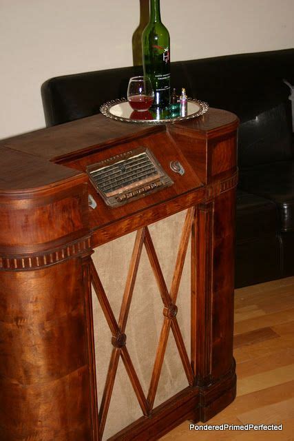An Old Remodeled Radio Turned Into A Bar The Blog Entry Gives Their