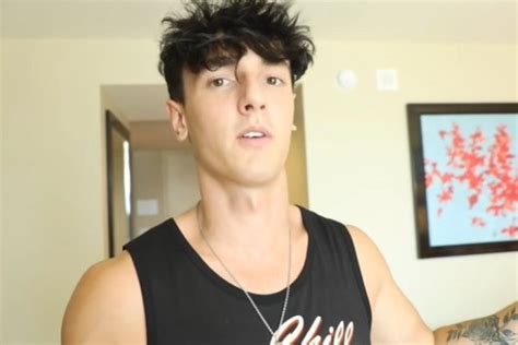 Bryce Hall Tiktok Star Threatens Years Of Age Fan In Viral Tiktok Check Complete Details Here
