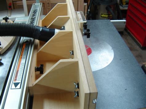A fantastic australian invention that easily converts a standard hand held circular feel free to skip over my ramblings and just look at pictures. Building A Window Seat Bench, Woodworking Router Fence For ...