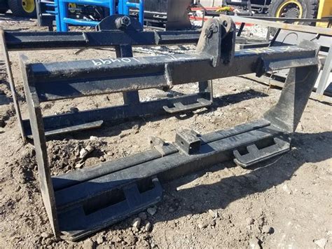 2017 Bale Spear And 3 Pt Hitch Skid Steer Attachments Bigiron Auctions