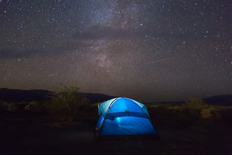Blue Tents Glows In Against A Dark Starry Night Sky Amazing Stars 4k