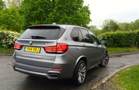 The x5 m pricing & features. Bmw X5 40d M Sport - reviews, prices, ratings with various ...