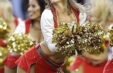 cheerleaders 49ers nfl lawsuit demanding perform hit wages