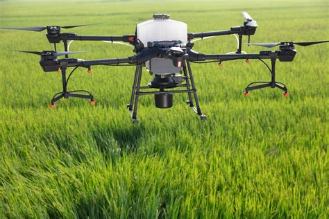 Dji Introduces Agras T20 Drone For Agricultural Spraying Terraroads