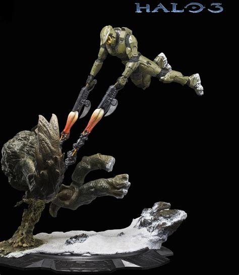Halo 3 Master Chief And Flood 16 Statue Limited To 600 Worldwide At
