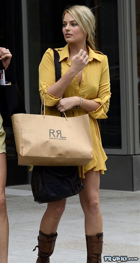 She Carries Toilet Paper In That Ralph Lauren Bag She Said It On A Jimmy Fallon Interview